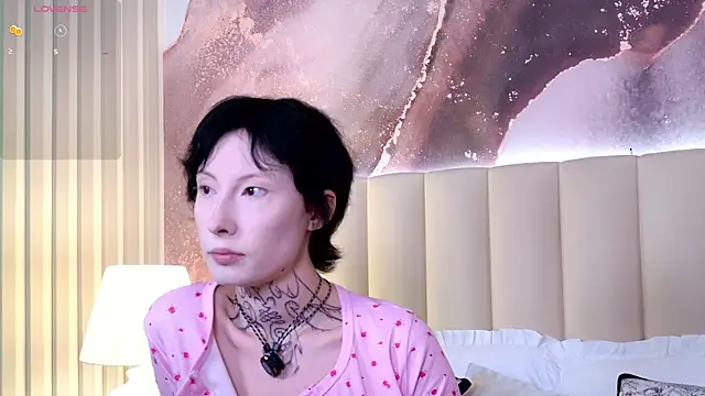 Snapshot of roxy_morrison_x chatting on 07-22-26, 06:49 roxy morrison x online show from 07-22-26, 06:49