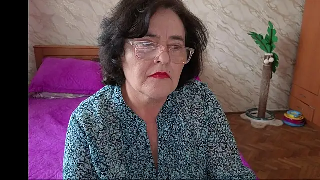 xMaryxAnne online show from 04-04-26, 02:58