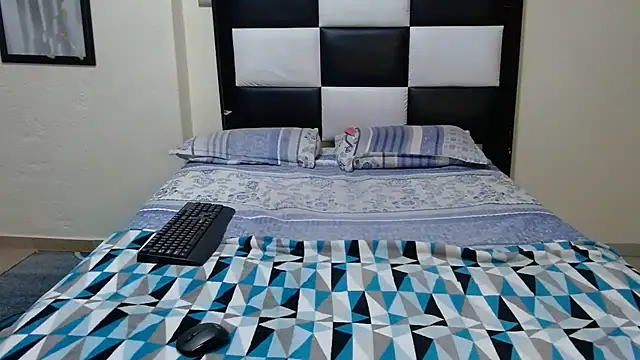 VeronaDimexx online show from 03-26-26, 09:42