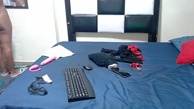 VeronaDimexx online show from 05-12-26, 10:07
