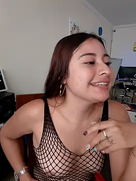 Snapshot of JuliettaArlet chatting on 06-15-26, 02:30 JuliettaArlet online show from 06-15-26, 02:30