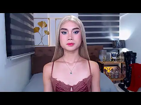 Snapshot of JuicyCockThea chatting on 06-19-26, 02:10 JuicyCockThea online show from 06-19-26, 02:10