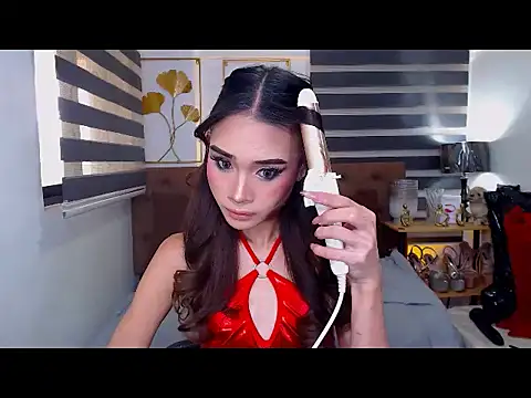 Snapshot of JuicyCockThea chatting on 07-15-26, 02:06 JuicyCockThea online show from 07-15-26, 02:06