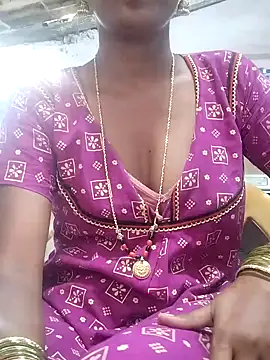 Snapshot of telugusailaja chatting on 03-12-26, 06:52 telugusailaja online show from 03-12-26, 06:52