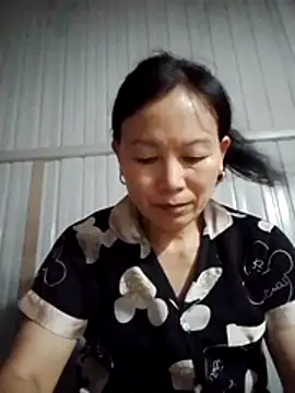 Snapshot of Kiss_love2 chatting on 07-14-26, 03:44 Kiss love2 online show from 07-14-26, 03:44