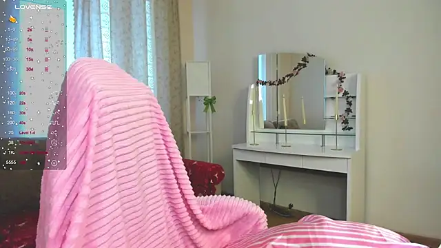 EmilyTrase online show from 04-21-26, 01:18