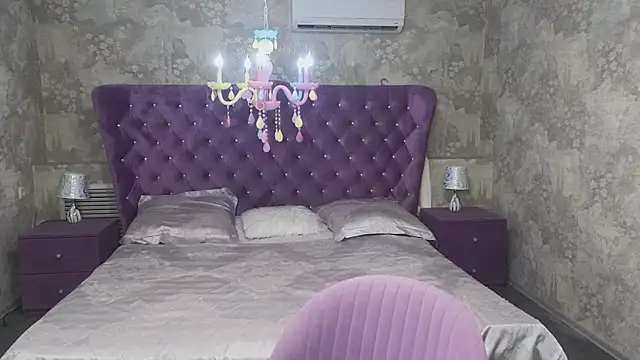 Snapshot of Anna_Kenan chatting on 02-12-26, 08:42 Anna Kenan online show from 02-12-26, 08:42