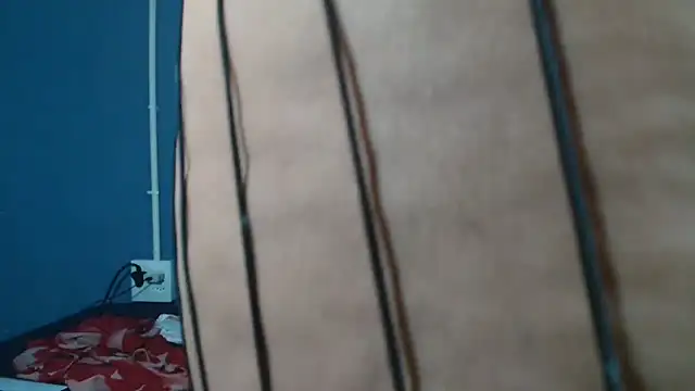 Sweet-Bella17 online show from 04-14-26, 06:36