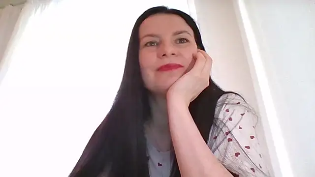 Snapshot of Clover_Shine chatting on 02-15-26, 12:25 Clover Shine online show from 02-15-26, 12:25