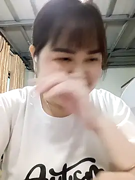 Kee-kimlee online show from 03-18-26, 05:43