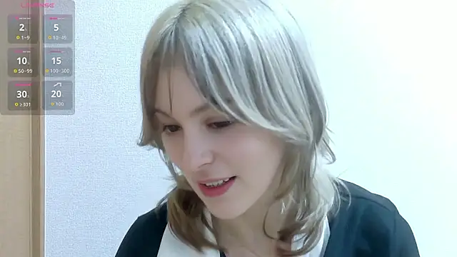 Snapshot of e_ri_ka93 chatting on 07-14-26, 01:28 e ri ka93 online show from 07-14-26, 01:28