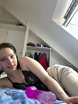 Snapshot of Mis-Elisa96 chatting on 04-30-26, 02:56 Mis-Elisa96 online show from 04-30-26, 02:56
