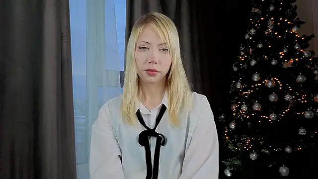 UWU flower online show from 02-14-26, 12:24