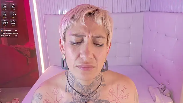 Everlyn sexx online show from 03-22-26, 01:42