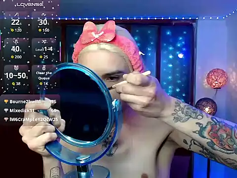 Snapshot of DanniHotBoy02 chatting on 03-13-26, 11:22 DanniHotBoy02 online show from 03-13-26, 11:22