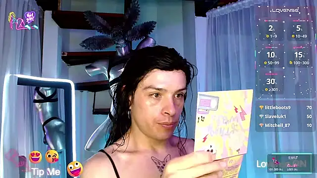 Snapshot of DanniHotBoy02 chatting on 05-23-26, 12:49 DanniHotBoy02 online show from 05-23-26, 12:49