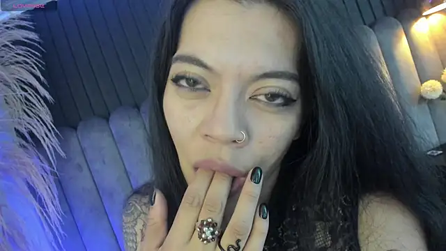 Snapshot of Lanadelrey_1 chatting on 06-24-26, 11:09 Lanadelrey 1 online show from 06-24-26, 11:09