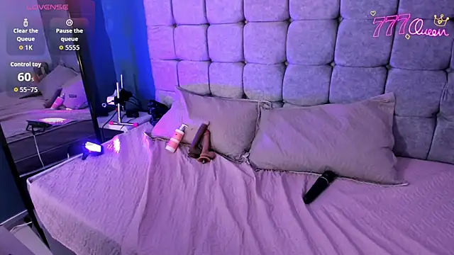 Blue Aura  online show from 03-19-26, 08:24