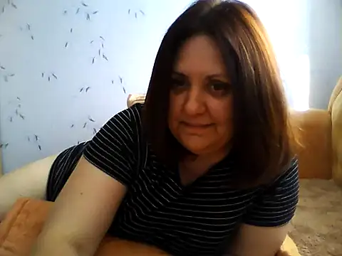 Snapshot of LockyCharm111 chatting on 06-21-26, 01:57 LockyCharm111 online show from 06-21-26, 01:57