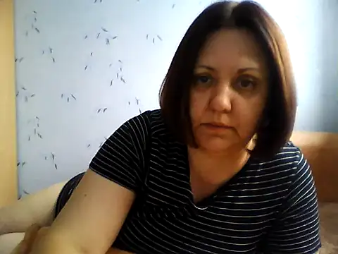 Snapshot of LockyCharm111 chatting on 07-21-26, 04:26 LockyCharm111 online show from 07-21-26, 04:26