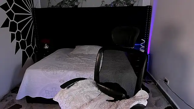 Snapshot of DulcePrince_ chatting on 04-26-26, 01:20 DulcePrince online show from 04-26-26, 01:20
