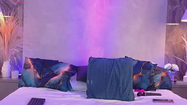 Hannah-Prada online show from 03-30-26, 11:33