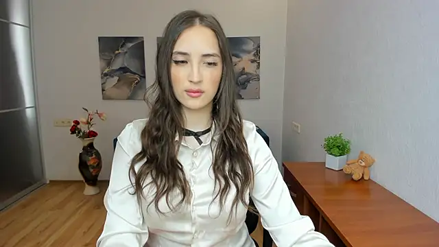 Snapshot of Effy_Royse chatting on 06-14-26, 05:31 Effy Royse online show from 06-14-26, 05:31