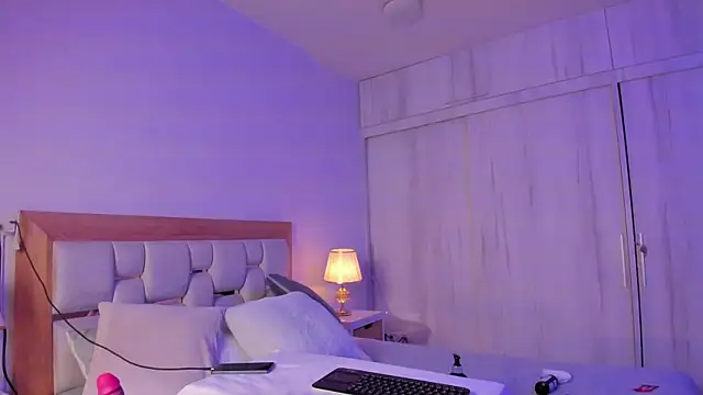 Bunny Blush1 online show from 04-11-26, 07:29