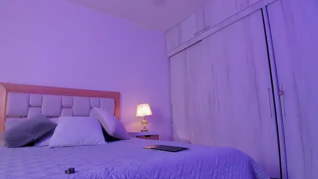 Bunny Blush1 online show from 04-15-26, 07:58