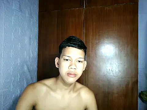 Snapshot of UrAsian_Turjak chatting on 03-25-26, 01:33 UrAsian Turjak online show from 03-25-26, 01:33