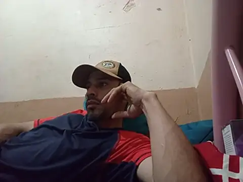 Snapshot of segnini21 chatting on 07-02-26, 09:43 segnini21 online show from 07-02-26, 09:43