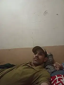 Snapshot of segnini21 chatting on 07-04-26, 01:45 segnini21 online show from 07-04-26, 01:45