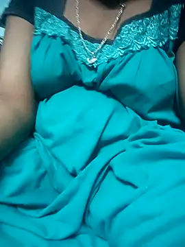 Snapshot of cutezara4 chatting on 02-12-26, 08:26 cutezara4 online show from 02-12-26, 08:26