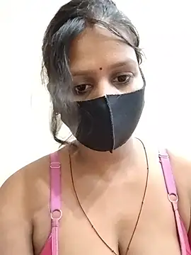 Snapshot of ankita077 chatting on 06-25-26, 01:04 ankita077 online show from 06-25-26, 01:04