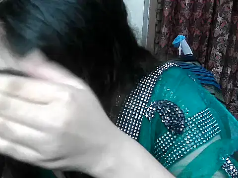 Snapshot of Arohi-67 chatting on 04-07-26, 03:01 Arohi-67 online show from 04-07-26, 03:01