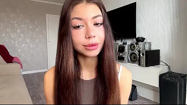 You Club Winx online show from 03-29-26, 07:19