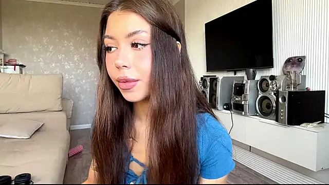 Snapshot of You_Club_Winx chatting on 05-25-26, 07:58 You Club Winx online show from 05-25-26, 07:58