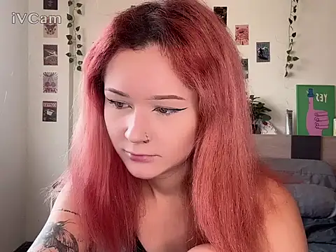 Snapshot of pixieyes00n chatting on 03-11-26, 04:51 pixieyes00n online show from 03-11-26, 04:51