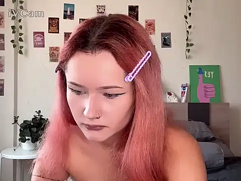 Snapshot of pixieyes00n chatting on 03-14-26, 05:57 pixieyes00n online show from 03-14-26, 05:57