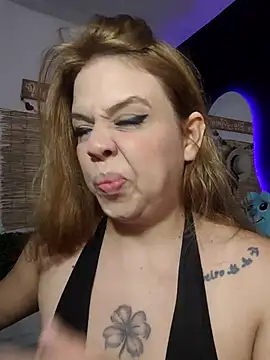 laila d online show from 04-17-26, 07:39