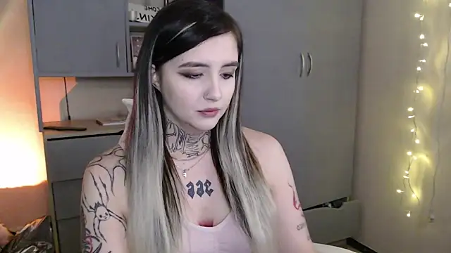 Rin Tozier online show from 02-27-26, 03:06