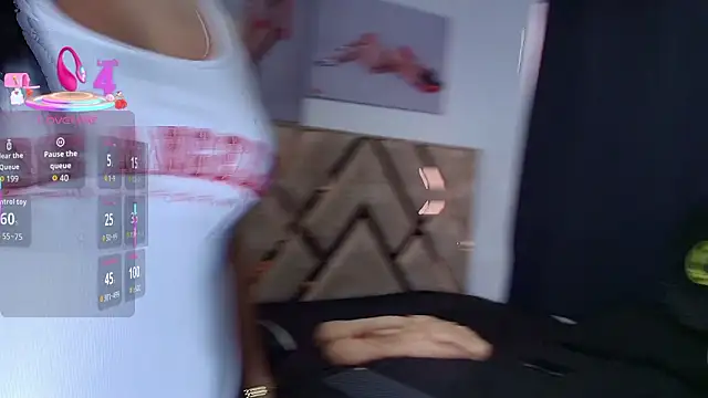 Snapshot of i_am_briana chatting on 03-04-26, 01:39 i am briana online show from 03-04-26, 01:39