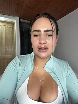 Snapshot of Miilana_ chatting on 05-11-26, 09:56 Miilana online show from 05-11-26, 09:56