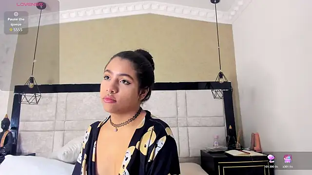 CloheBell online show from 04-17-26, 06:22