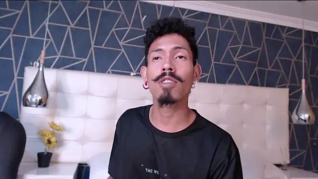 NoaahTylor online show from 02-20-26, 08:09