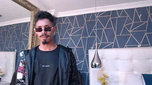 NoaahTylor online show from 02-24-26, 07:56