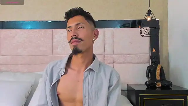 NoaahTylor online show from 03-13-26, 07:42