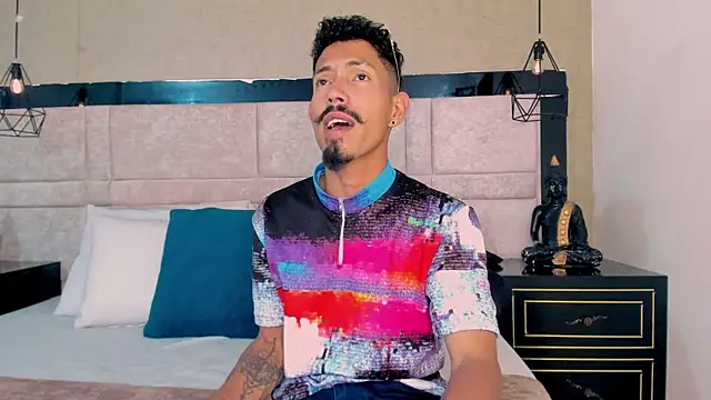 NoaahTylor online show from 03-15-26, 06:58