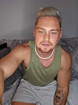 Snapshot of EddyRise- chatting on 02-20-26, 06:08 EddyRise- online show from 02-20-26, 06:08