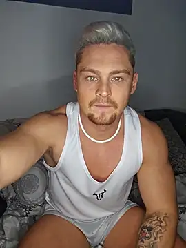 Snapshot of EddyRise- chatting on 02-24-26, 04:49 EddyRise- online show from 02-24-26, 04:49